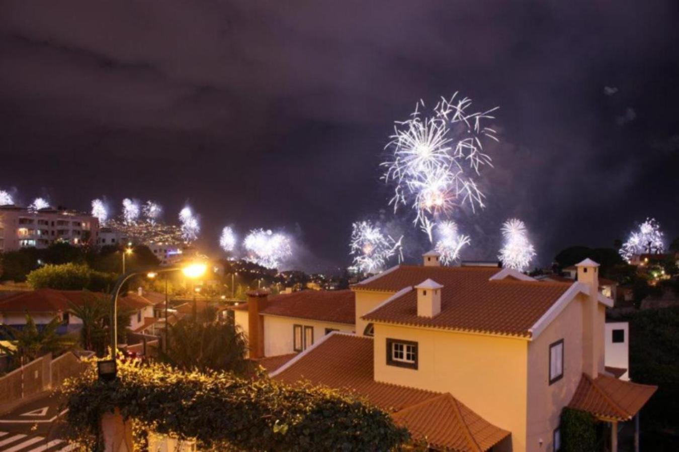 Casa Dos Amigos Panoramic View Hotell Funchal  Exteriör bild